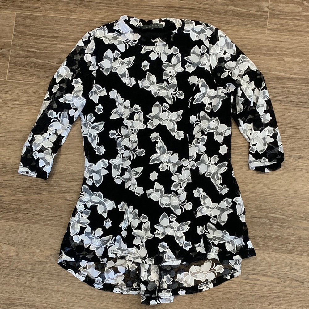 Floral Black and White Blouse